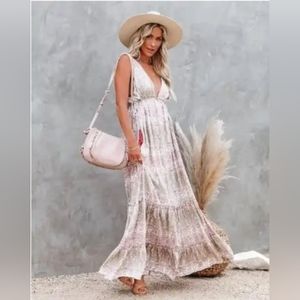 VICI Aztec plunge maxi dress size small adjustable bust/waist